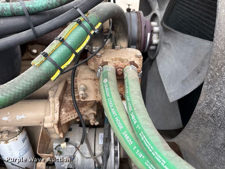 image for item EG5783 1987 International F-2574 tow truck