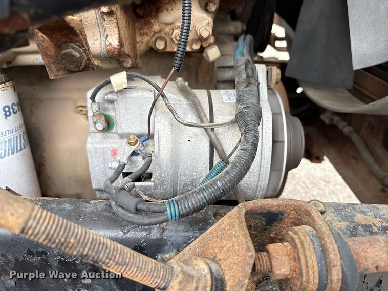 image for item EG5783 1987 International F-2574 tow truck