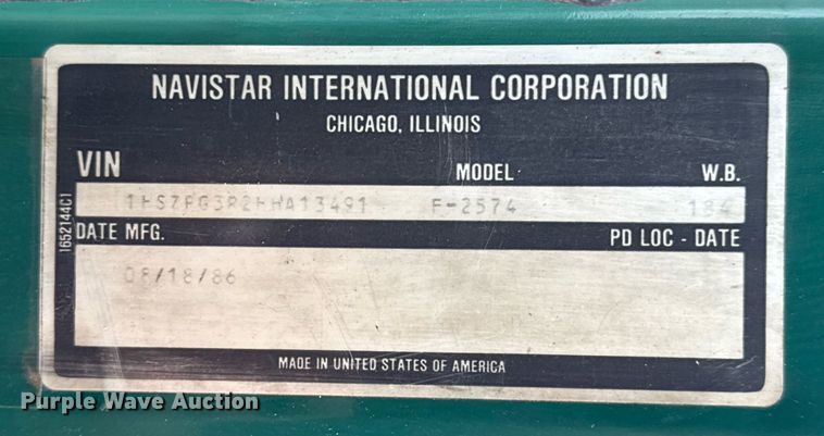 image for item EG5783 1987 International F-2574 tow truck