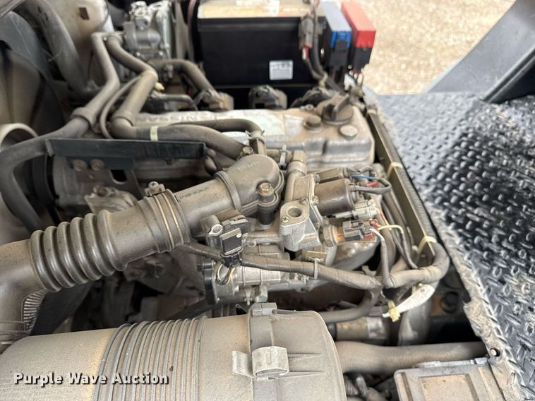 image for item EG5794 2006 Nissan 50 forklift