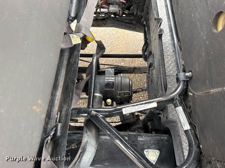 image for item EG5801 2007 Kawasaki Mule 3010 utility vehicle