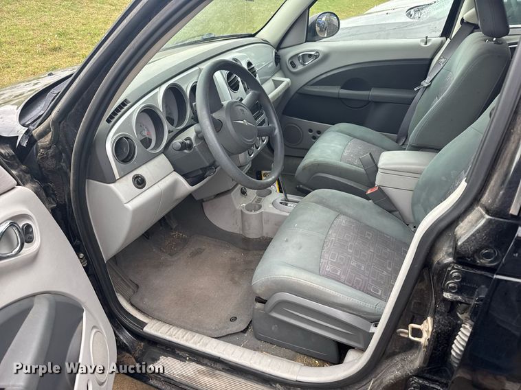 image for item EG6398 2006 Chrysler PT Cruiser Touring Edition 