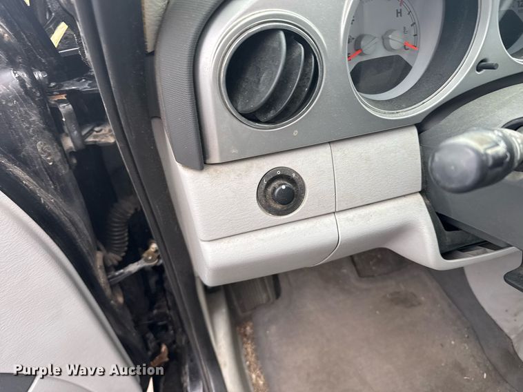 image for item EG6398 2006 Chrysler PT Cruiser Touring Edition 