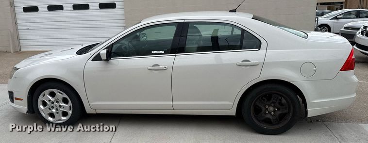 image for item EG6403 2010 Ford Fusion SE  