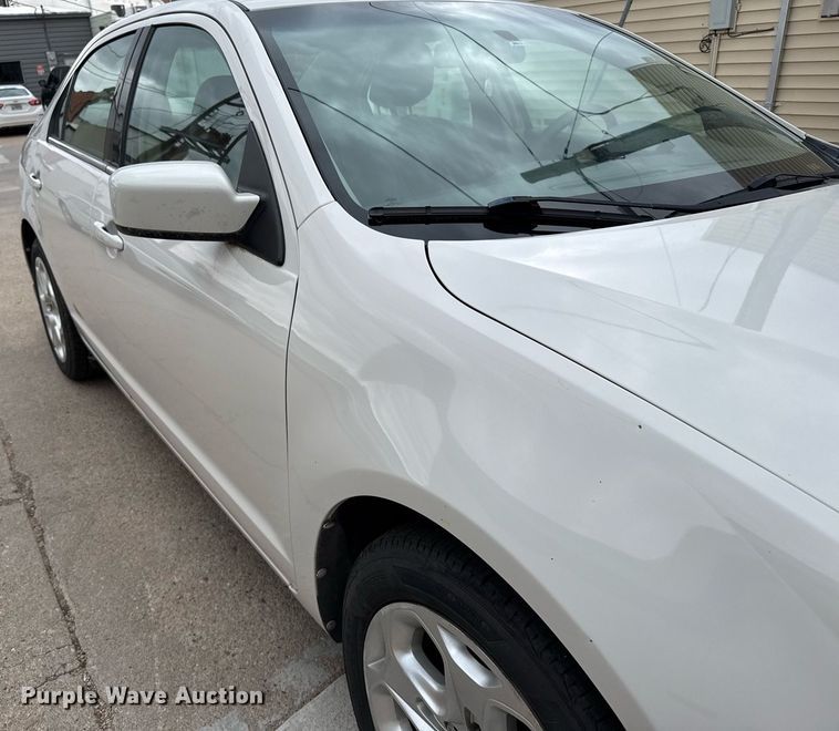 image for item EG6403 2010 Ford Fusion SE  