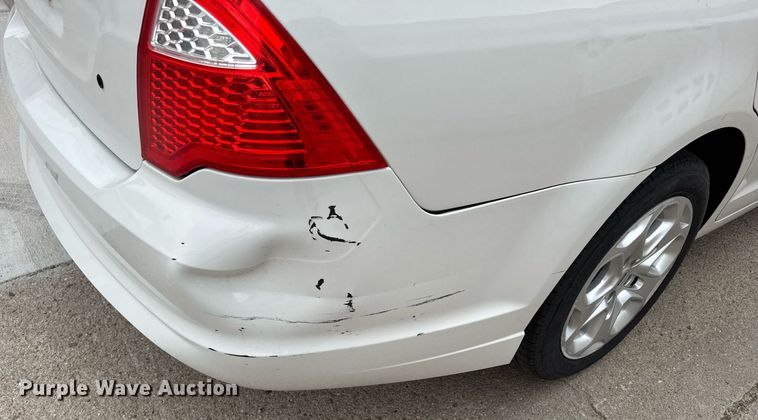 image for item EG6403 2010 Ford Fusion SE  