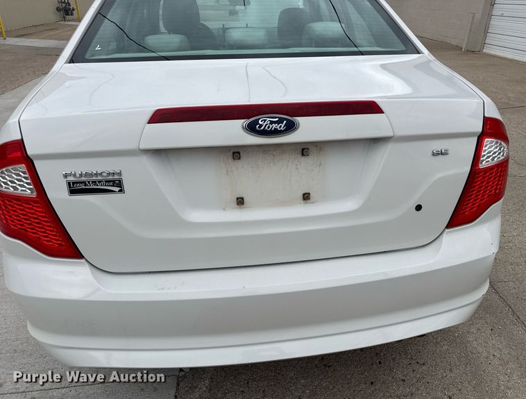 image for item EG6403 2010 Ford Fusion SE  