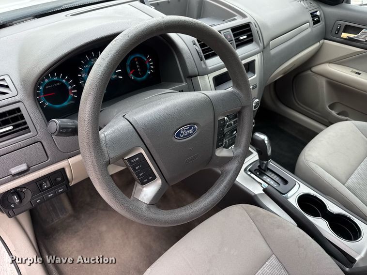 image for item EG6403 2010 Ford Fusion SE  