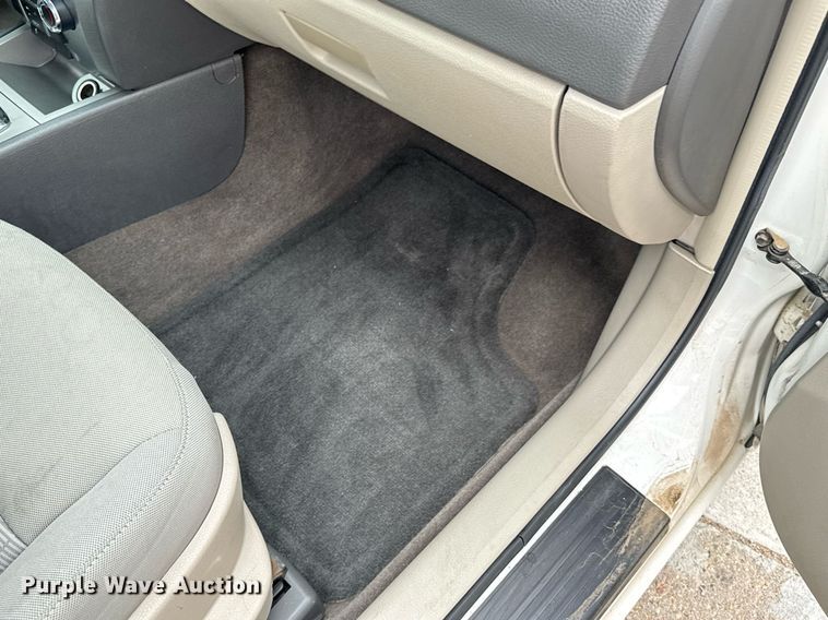 image for item EG6403 2010 Ford Fusion SE  