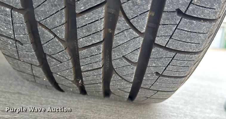 image for item EG6403 2010 Ford Fusion SE  