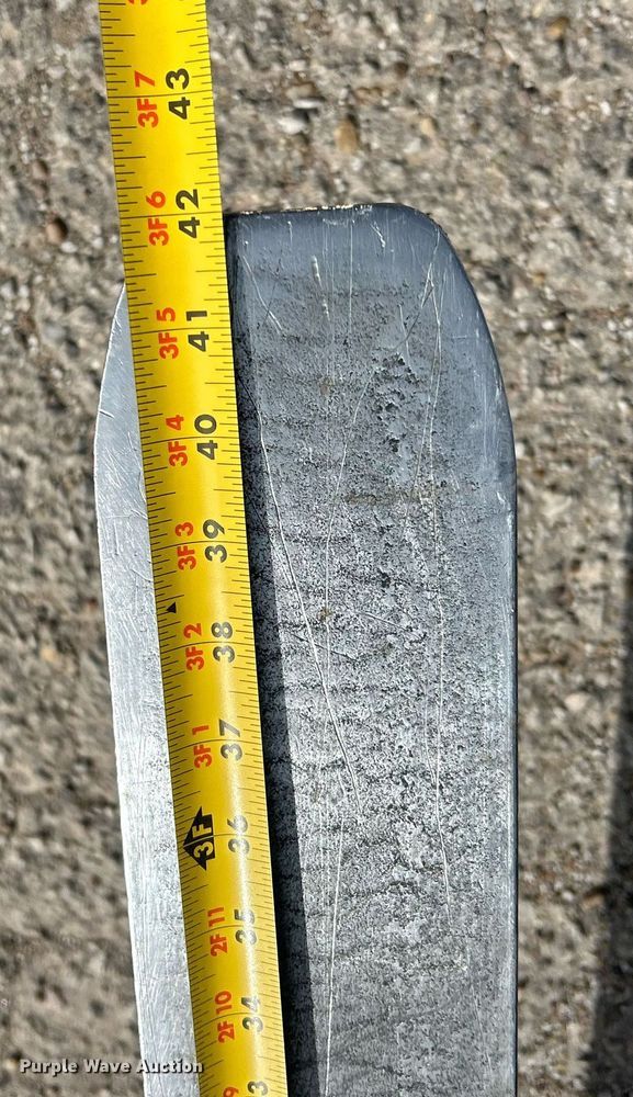 image for item EG7668 1995 Crown RR3510-35 order picker