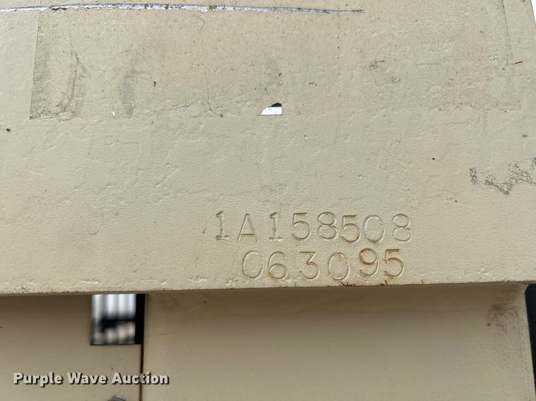 image for item EG7668 1995 Crown RR3510-35 order picker