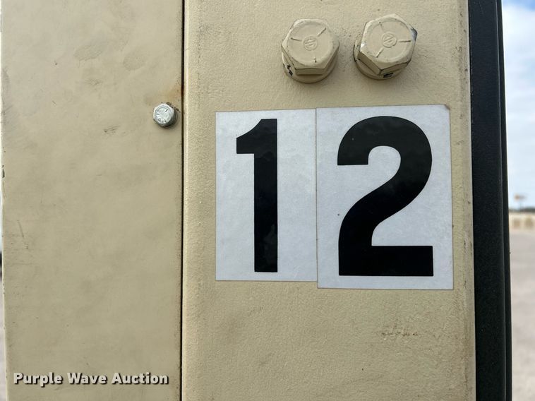 image for item EG7668 1995 Crown RR3510-35 order picker