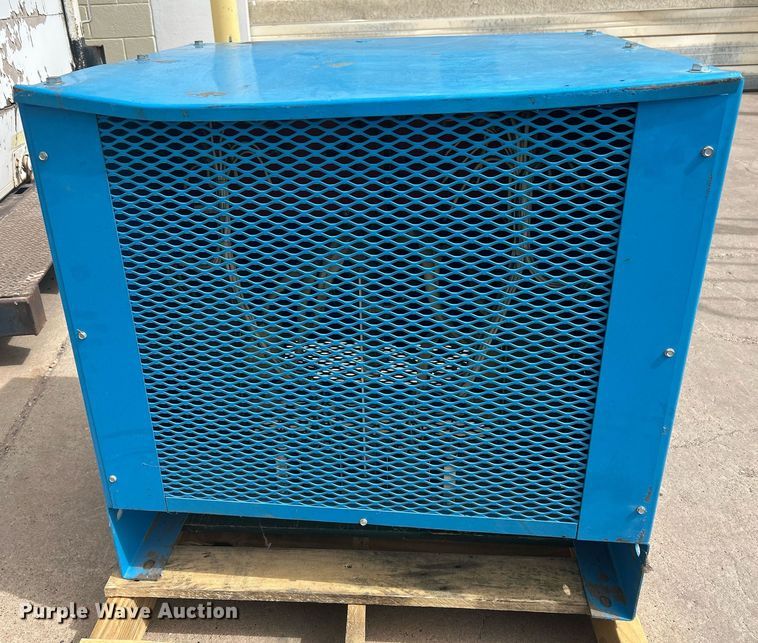 image for item EG7668 1995 Crown RR3510-35 order picker