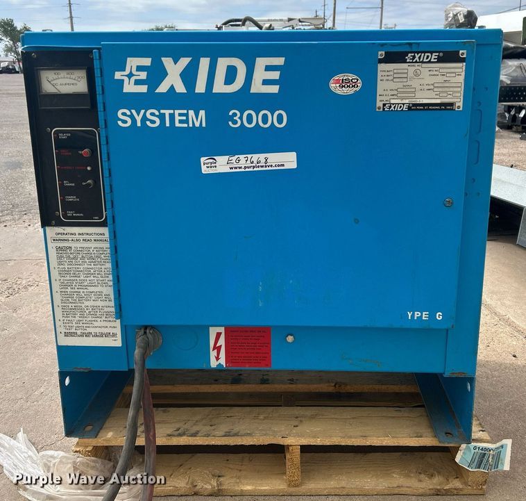 image for item EG7668 1995 Crown RR3510-35 order picker