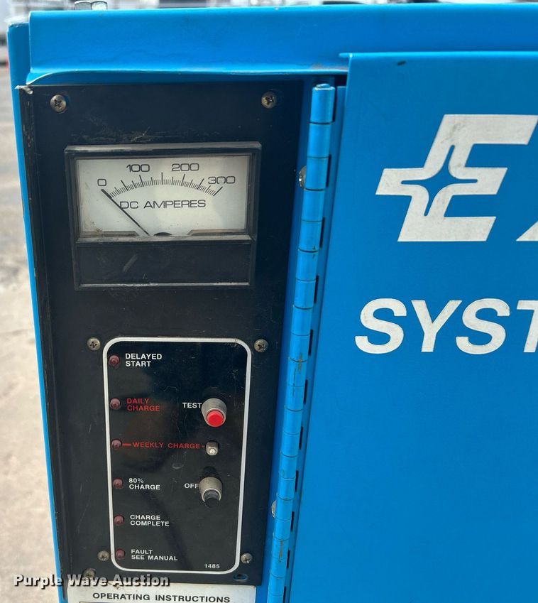 image for item EG7668 1995 Crown RR3510-35 order picker