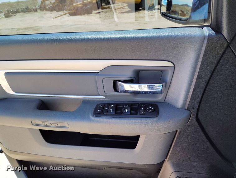 image for item EH0279 2019 Dodge Ram 1500 Crew Cab pickup truck