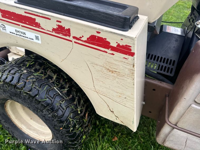 image for item EH7436 Grasshopper 614 ZTR lawn mower