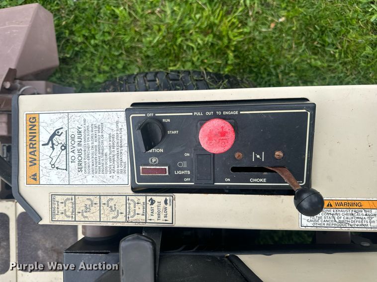 image for item EH7436 Grasshopper 614 ZTR lawn mower