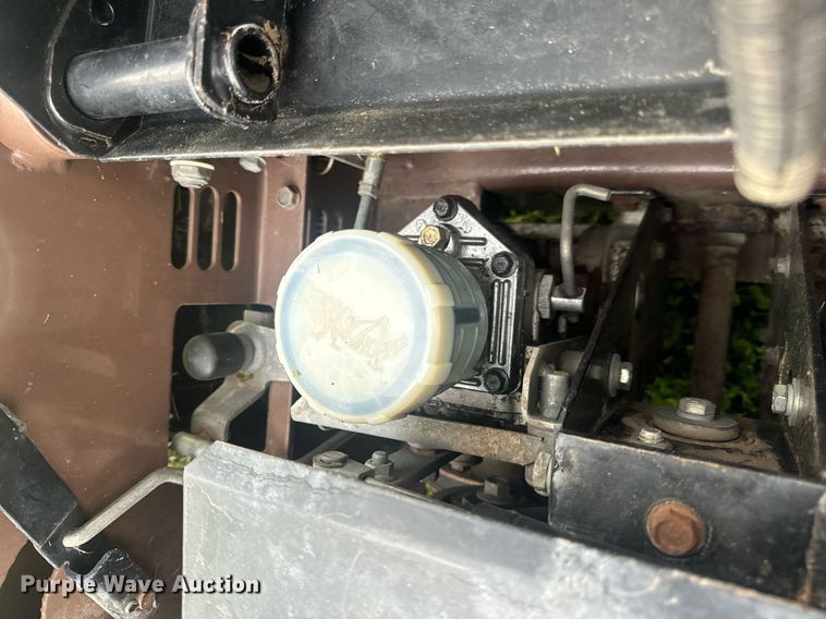 image for item EH7436 Grasshopper 614 ZTR lawn mower