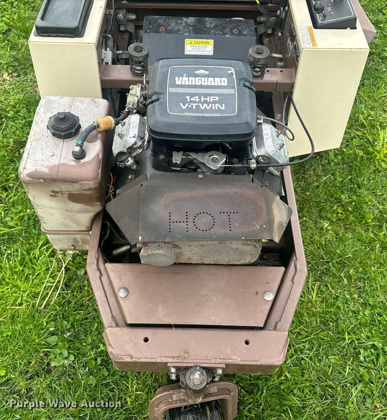 image for item EH7436 Grasshopper 614 ZTR lawn mower