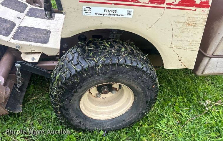 image for item EH7436 Grasshopper 614 ZTR lawn mower