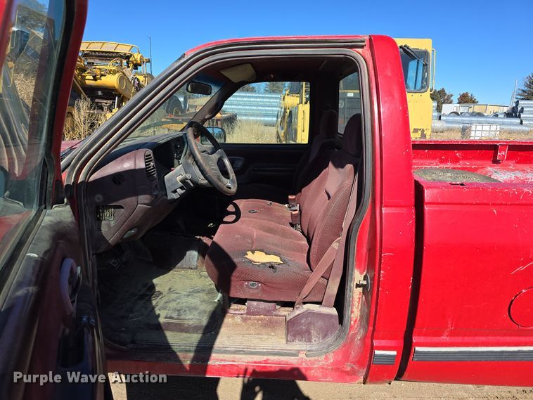 image for item EH8658 1995 Chevrolet K1500 pickup truck