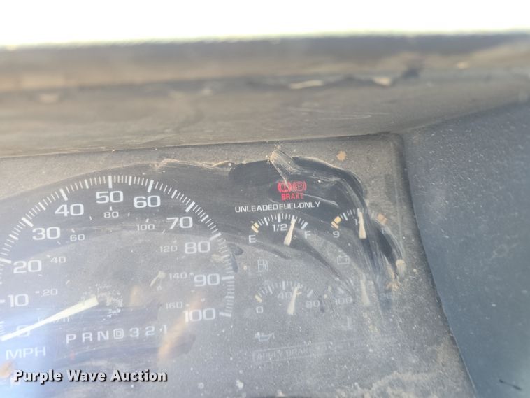 image for item EH8658 1995 Chevrolet K1500 pickup truck