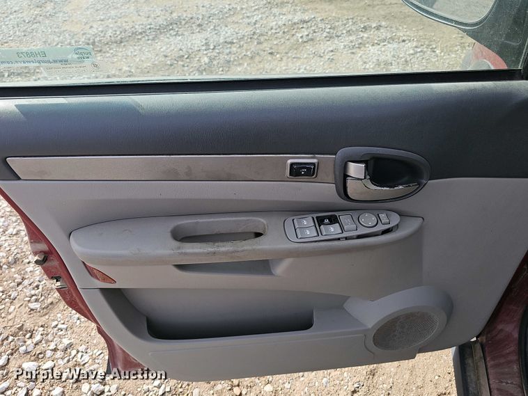 image for item EH8873 2005 Buick Rendezvous SUV