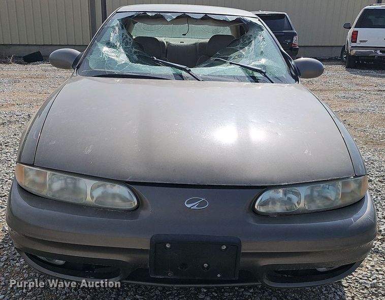 image for item EH8874 2001 Oldsmobile Alero 