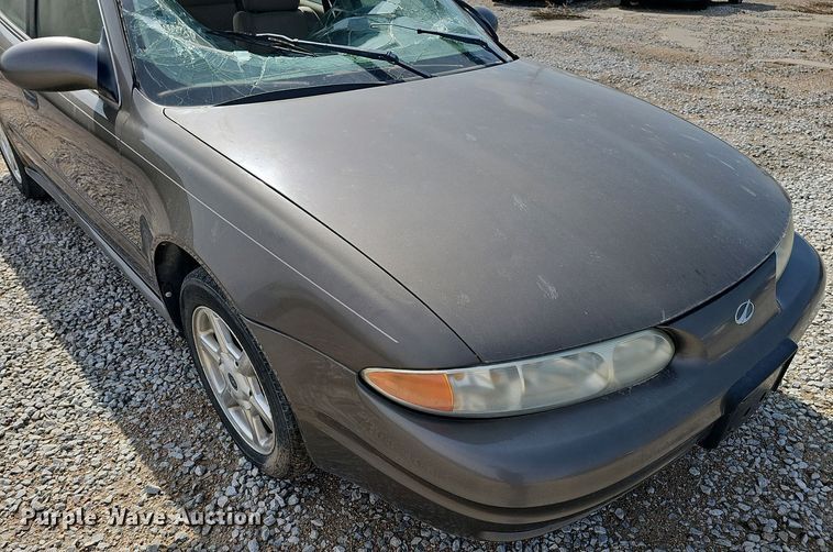 image for item EH8874 2001 Oldsmobile Alero 