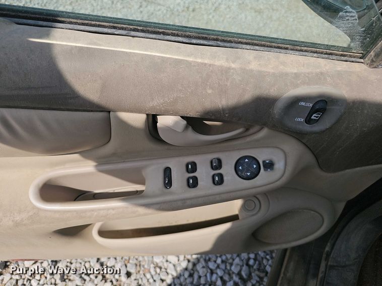 image for item EH8874 2001 Oldsmobile Alero 