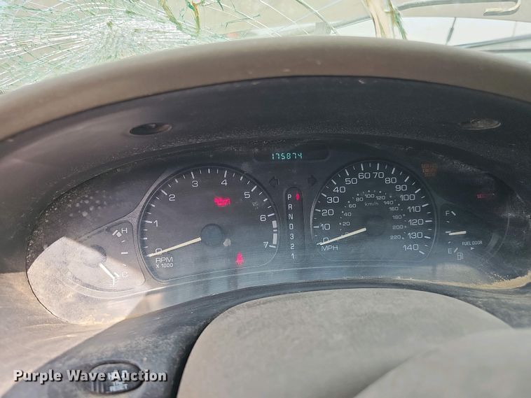 image for item EH8874 2001 Oldsmobile Alero 