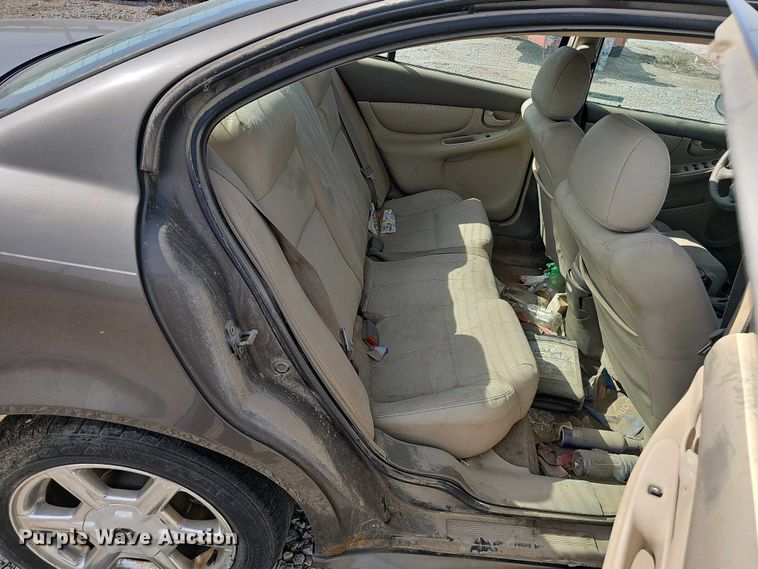 image for item EH8874 2001 Oldsmobile Alero 