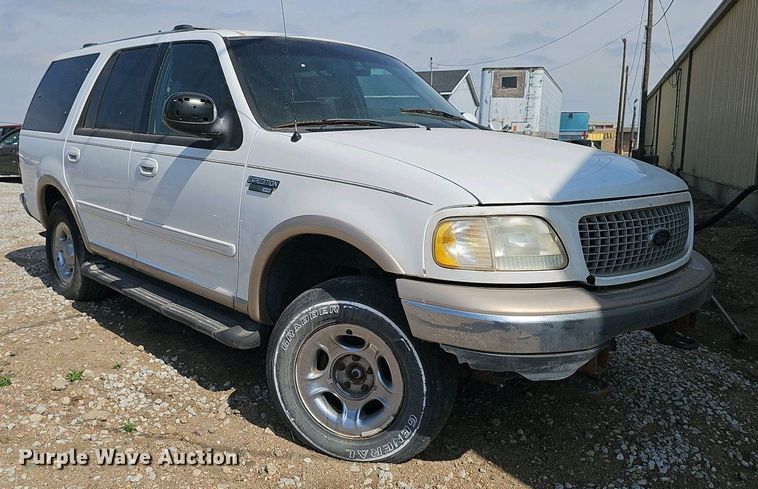 image for item EH8876 1999 Ford Expedition Eddie Bauer SUV