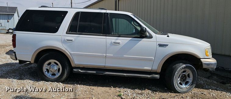 image for item EH8876 1999 Ford Expedition Eddie Bauer SUV