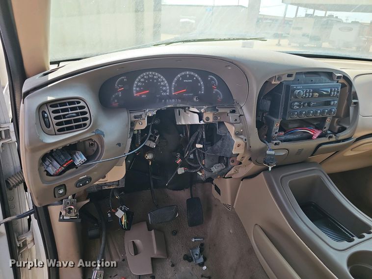 image for item EH8876 1999 Ford Expedition Eddie Bauer SUV