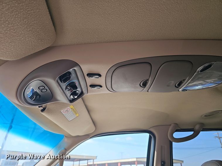 image for item EH8876 1999 Ford Expedition Eddie Bauer SUV