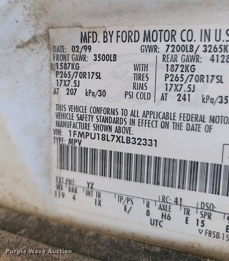 image for item EH8876 1999 Ford Expedition Eddie Bauer SUV