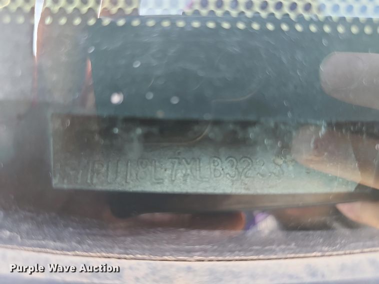 image for item EH8876 1999 Ford Expedition Eddie Bauer SUV