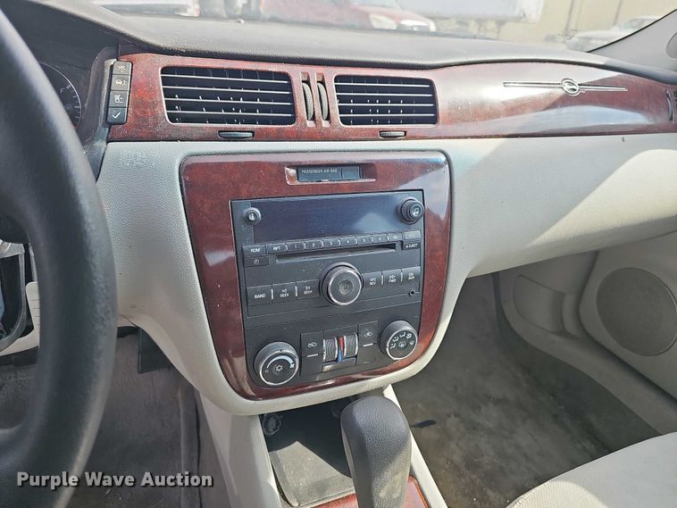 image for item EH8878 2008 Chevrolet Impala LT 