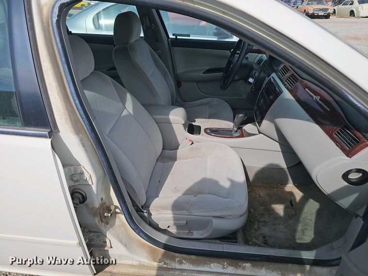 image for item EH8878 2008 Chevrolet Impala LT 