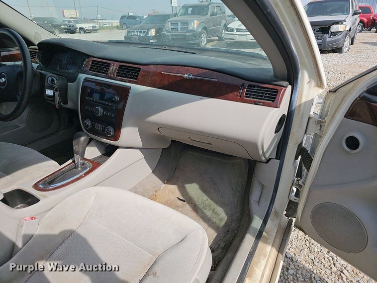 image for item EH8878 2008 Chevrolet Impala LT 