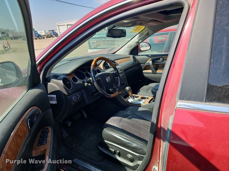 image for item EH8879 2010 Buick Enclave CXL SUV