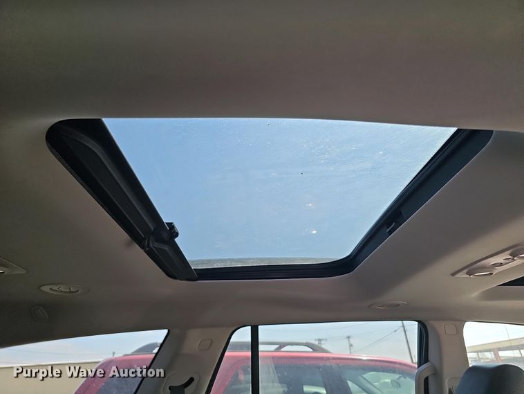 image for item EH8879 2010 Buick Enclave CXL SUV