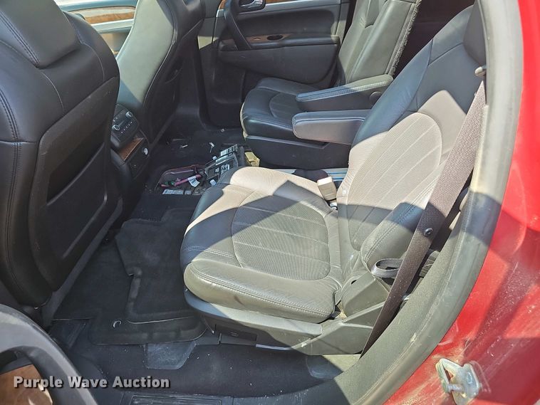 image for item EH8879 2010 Buick Enclave CXL SUV