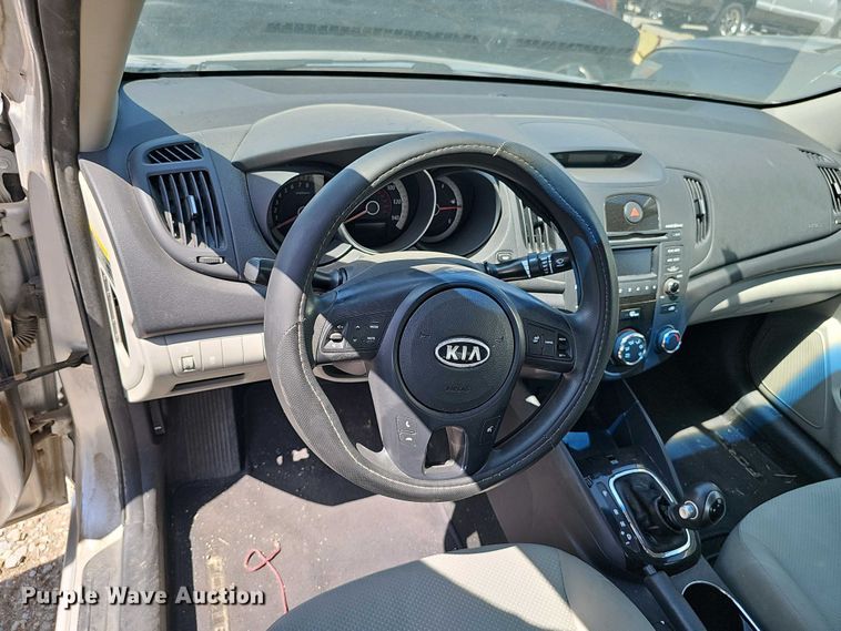 image for item EH8881 2012 Kia Forte 