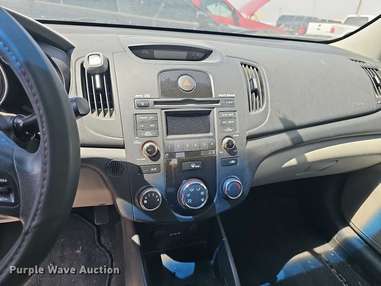 image for item EH8881 2012 Kia Forte 