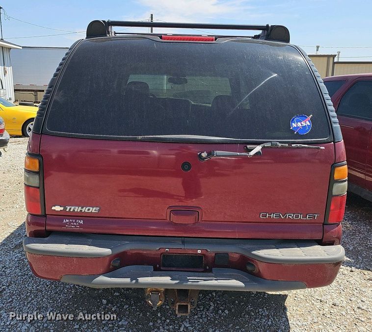 image for item EH8882 2005 Chevrolet Tahoe Z71 SUV