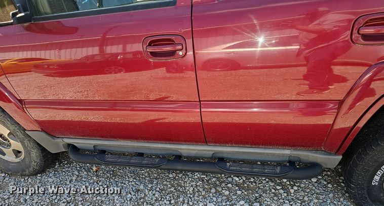 image for item EH8882 2005 Chevrolet Tahoe Z71 SUV